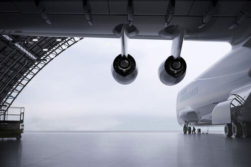 Los desafíos de la compañía que está construyendo el avión más grande del mundo (y para qué quieren usarlo)