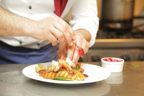 Dos clásicos de la gastronomía, a cinco metros de distancia