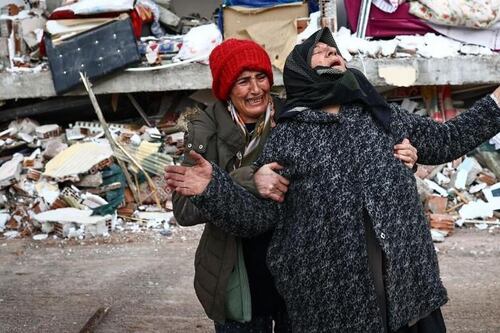 Cómo funciona el sistema de alerta sísmica de Google que falló durante el devastador terremoto de 2023 en Turquía